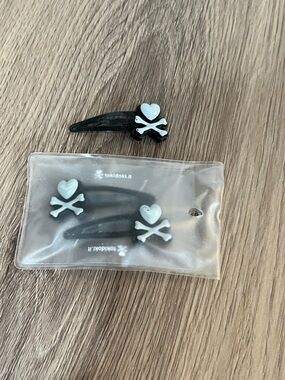 Toki Doki barrettes clips x 3